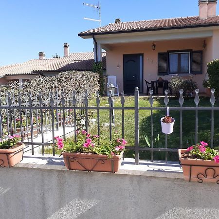 Residence Ai Campi Da Golf Saturnia Luaran gambar
