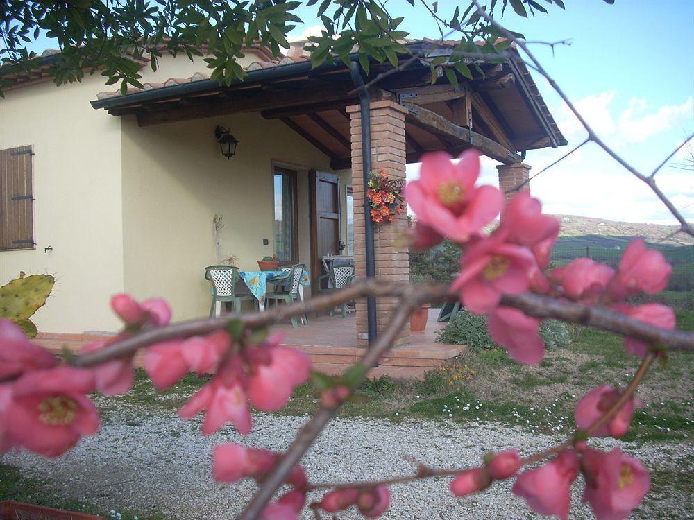 Residence Ai Campi Da Golf Saturnia Luaran gambar