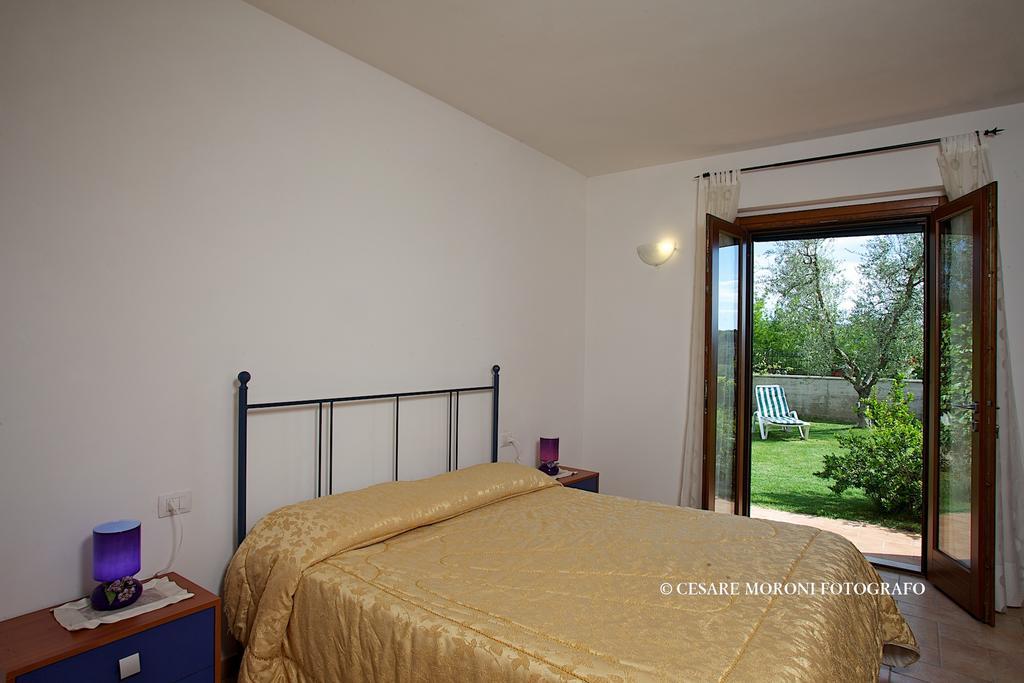 Residence Ai Campi Da Golf Saturnia Bilik gambar