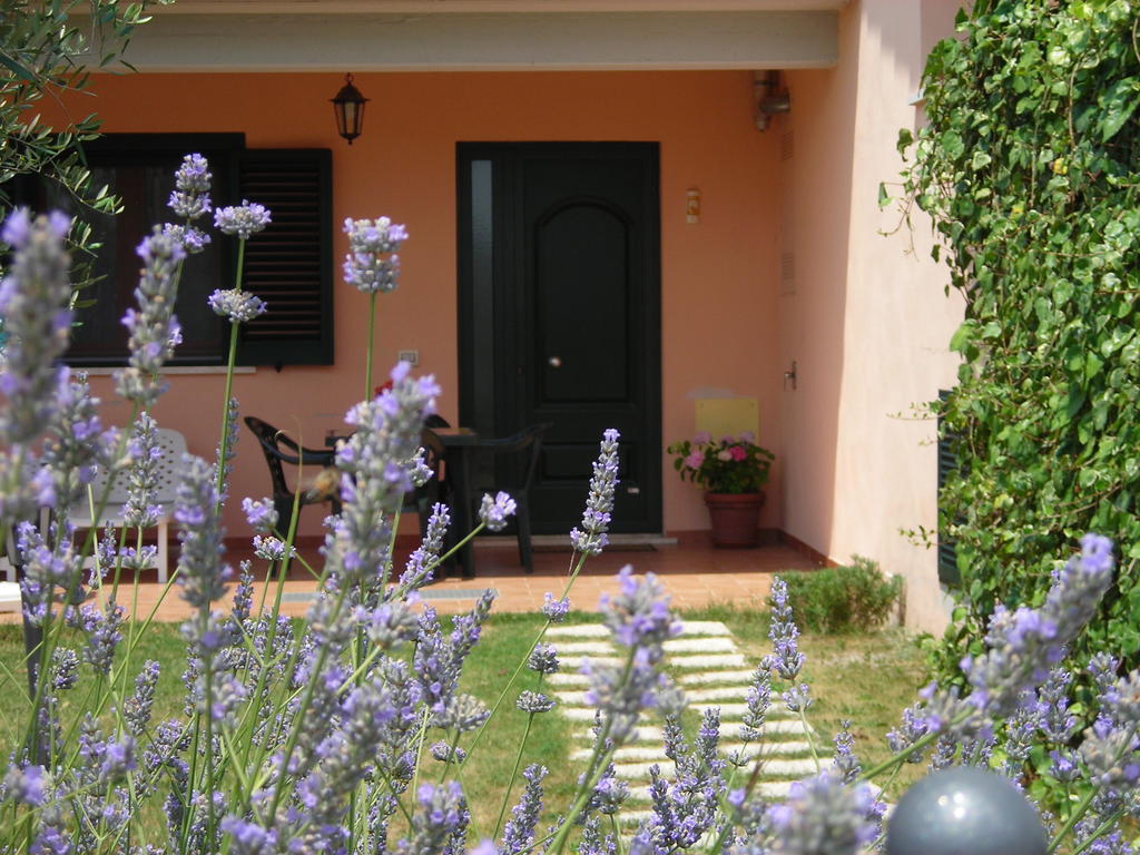 Residence Ai Campi Da Golf Saturnia Luaran gambar